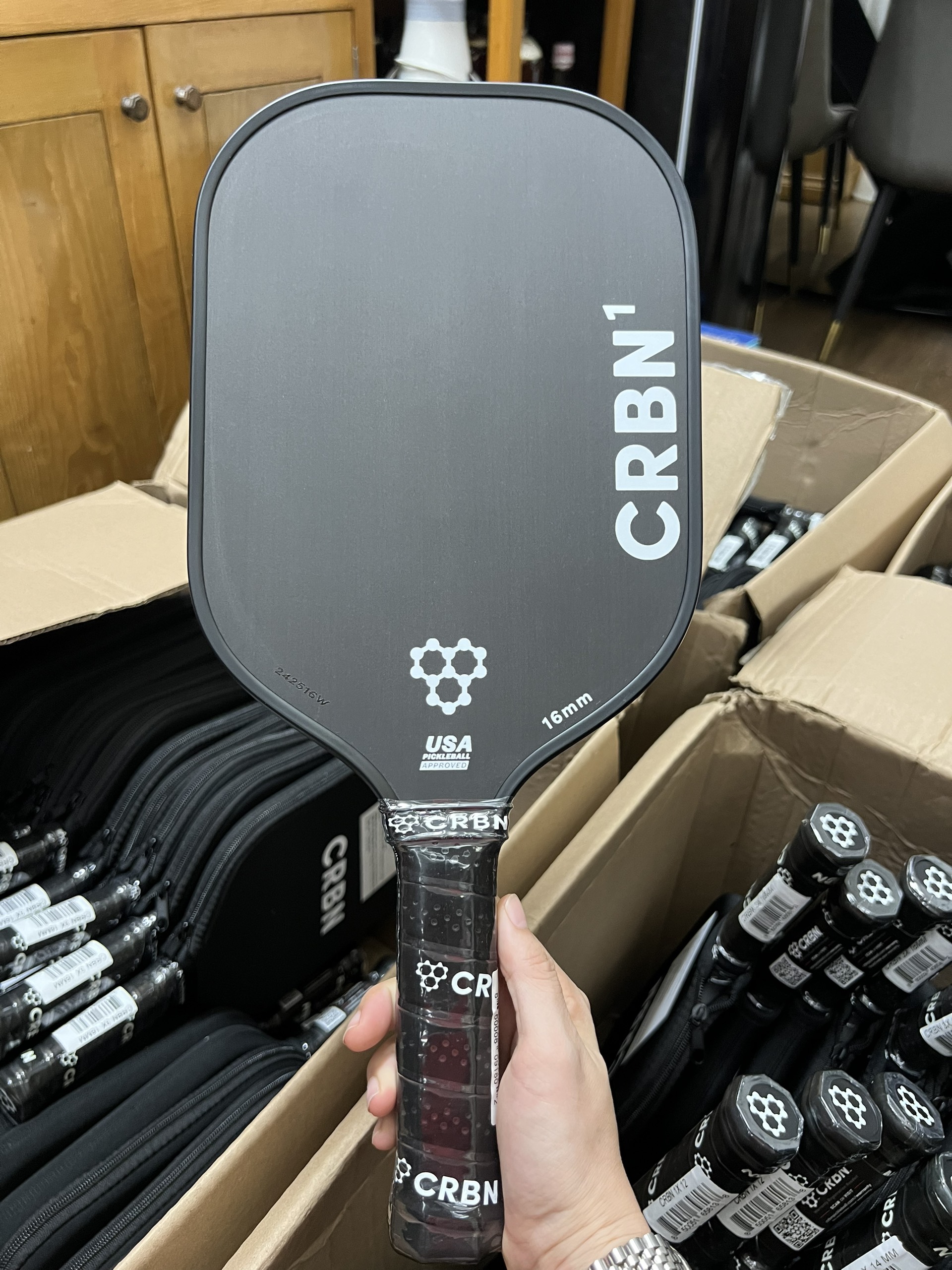 Mẫu vợt pickleball CRBN siêu hot có sẵn